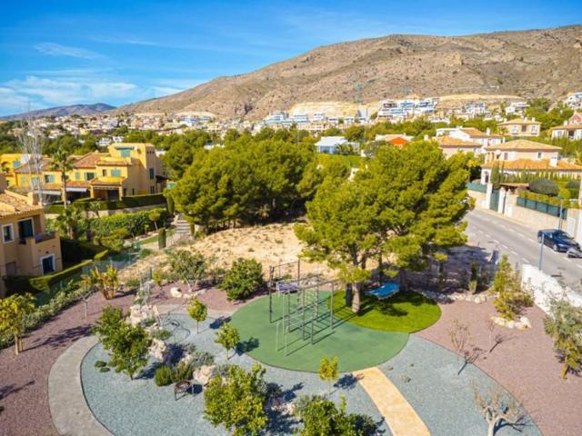 Terreno en venta en Finestrat photo 0