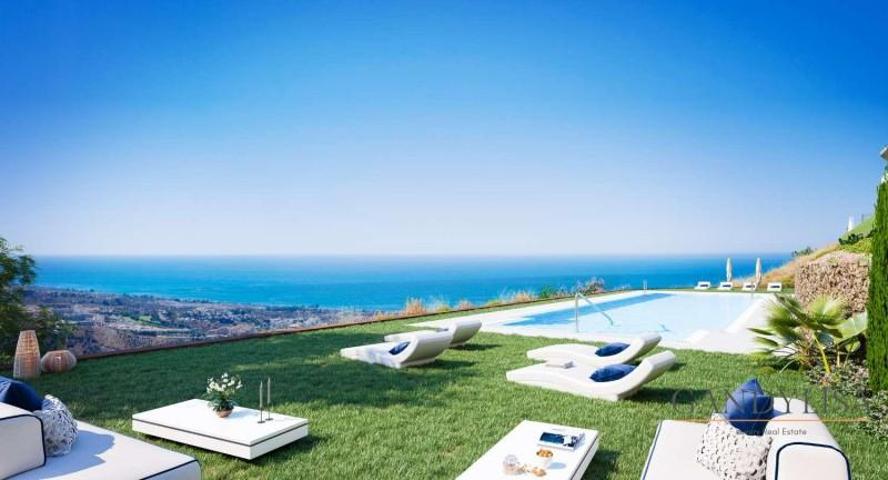 Apartamento en venta en Rincón de la Victoria photo 0