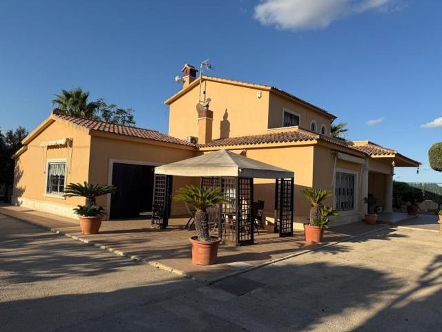 Chalet en venta en Elche, Maitino-Perleta photo 0