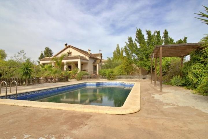 Chalet en venta en Elche photo 0
