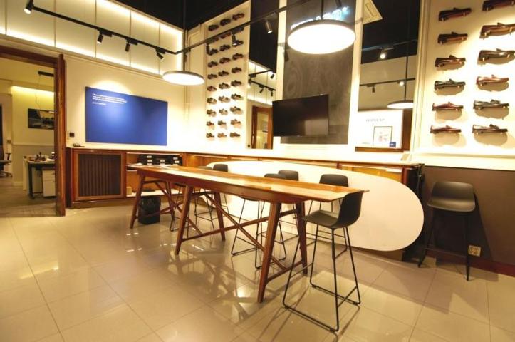 Local comercial en alquiler en Barcelona, La Dreta de lEixample photo 0