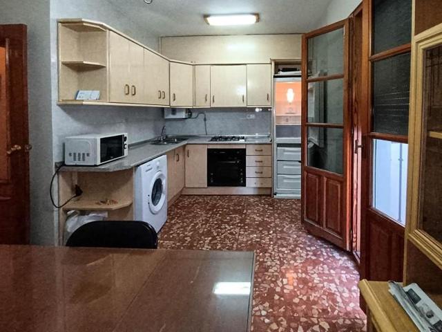 Piso en venta en Montefrío, Centro photo 0