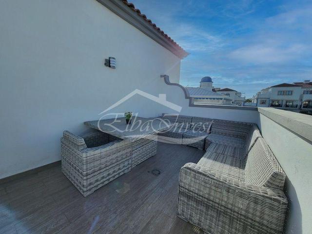 Aticos en alquiler en Arona, Llano del Camello photo 0