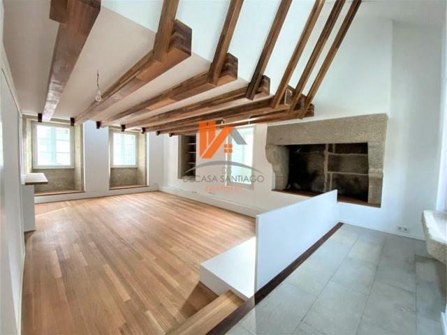 Casa en venta en Santiago de Compostela photo 0