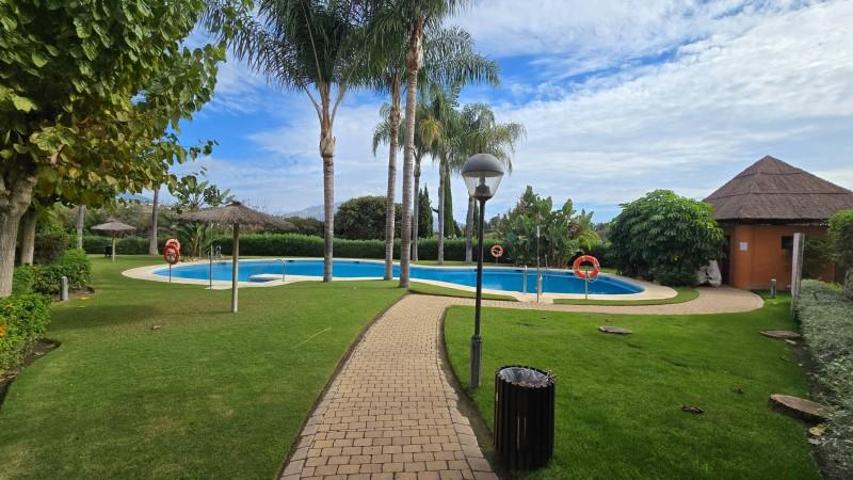 Apartamento en venta en Benahavís, La Alquería photo 0