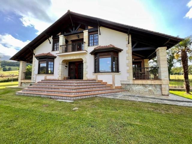 Chalet en venta en Solórzano, Trasmiera - Solórzano photo 0