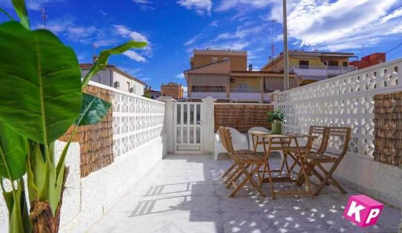 Bungalow en venta en Santa Pola, Calle Guadalajara, 03130 photo 0