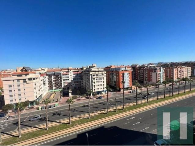 Piso en venta en Murcia photo 0