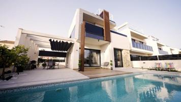 Chalet en venta en Orihuela Costa, Lomas de Cabo Roig photo 0