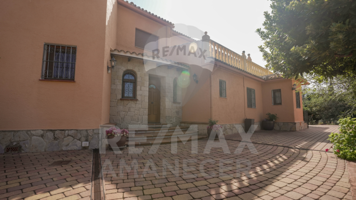 Casa en venta en Pedreguer, Pedreguer photo 0