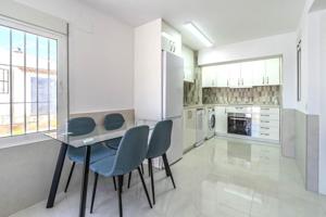 Adosada en venta en Torrevieja, Torretas photo 0