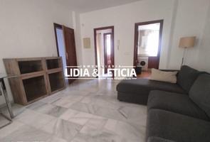 Apartamento en venta en Alcalá de Guadaira, Centro photo 0