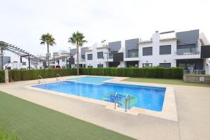 Bungalow en venta en Pilar de la Horadada, Zona Pueblo photo 0