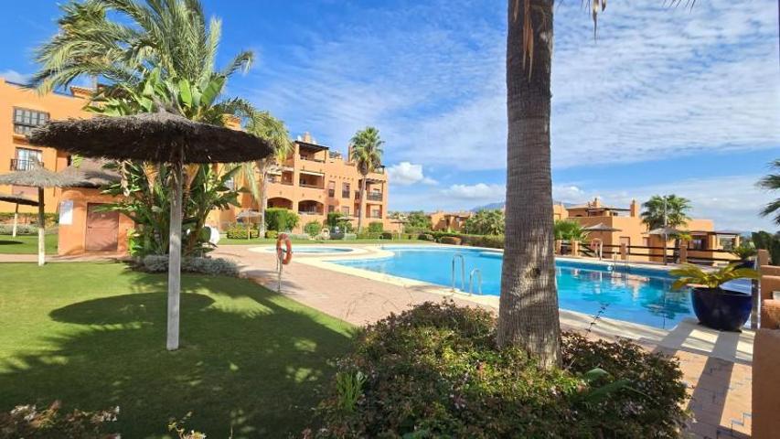 Apartamento en venta en Benahavís, La Alquería photo 0