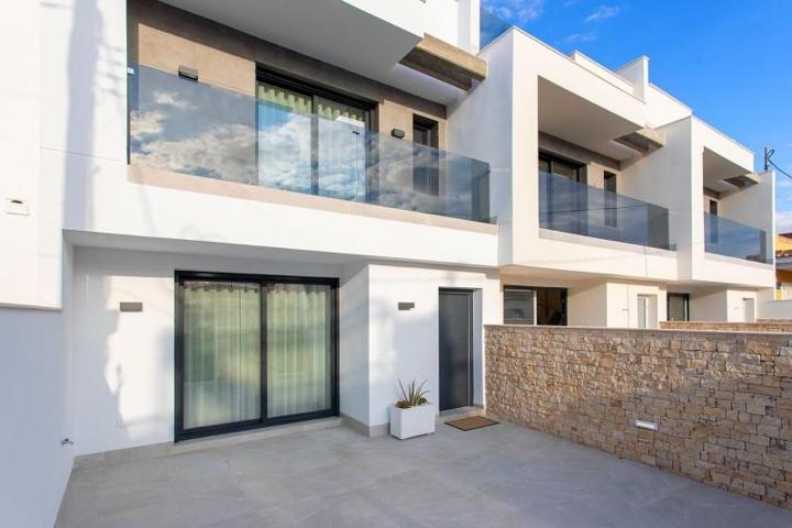 Casas de pueblo en venta en Pilar de la Horadada photo 0