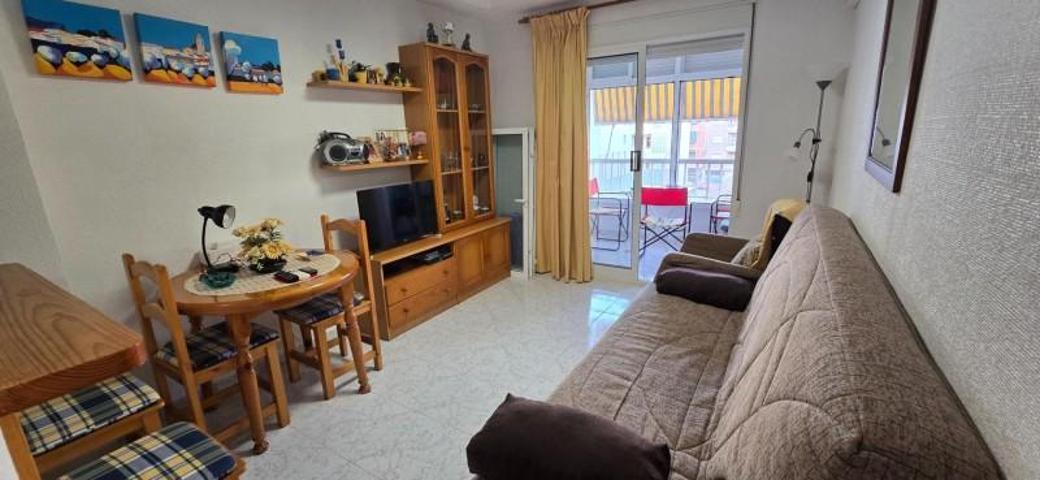 Apartamento en venta en Torrevieja, Playa del cura photo 0