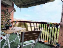 Piso en venta en Mataró, Cerdanyola sud photo 0