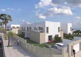 Chalet en venta en El Médano, La Pelada photo 0
