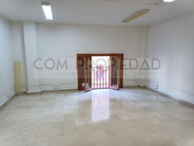 Oficina en alquiler en Mallorca photo 0