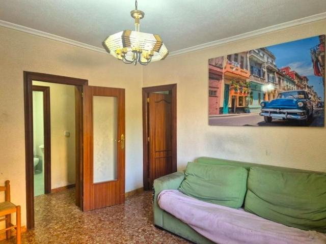 Apartamento en venta en Alicante, Virgen del Remedio-Parque lo Morant photo 0