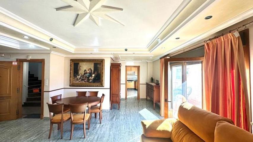 Apartamento en venta en Torrevieja photo 0