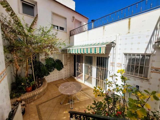 Casa en venta en Torrevieja, Centro photo 0