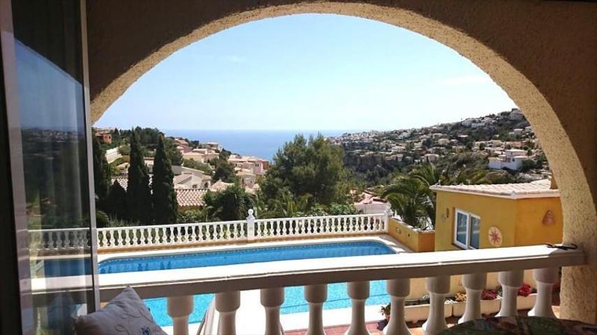 Chalet en venta en Benitachell, Cumbre del sol photo 0