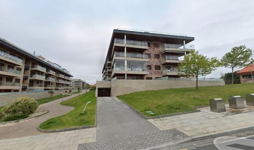 Garaje en venta en Sanxenxo, Salnés photo 0