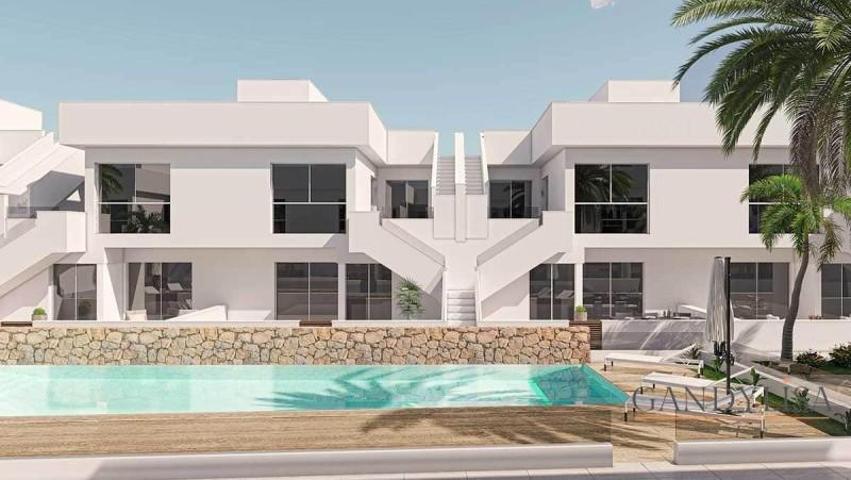 Apartamento en venta en Alicante photo 0