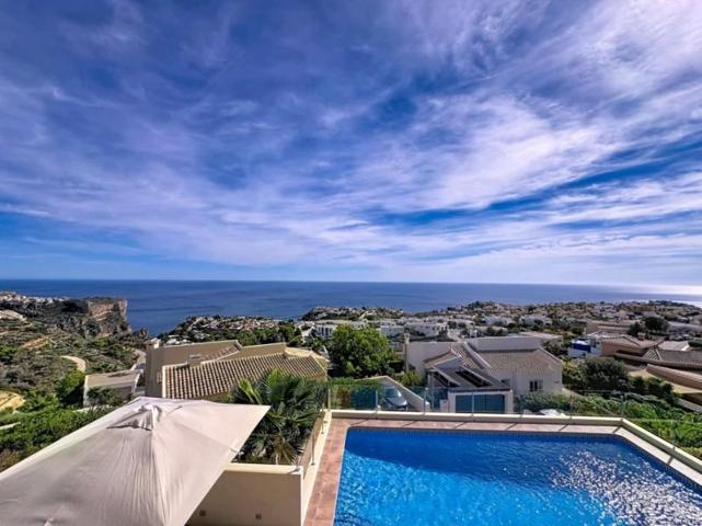 Chalet en venta en Benitachell, Lirios photo 0