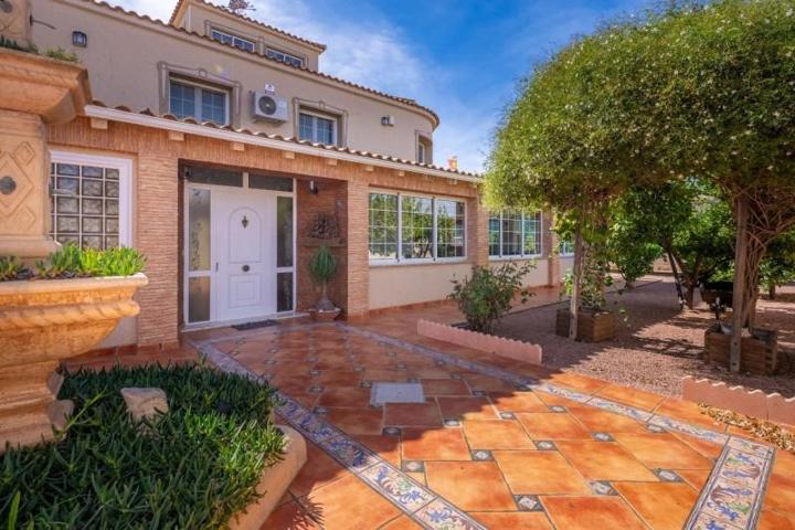 Chalet en venta en Torrevieja, El chaparral photo 0