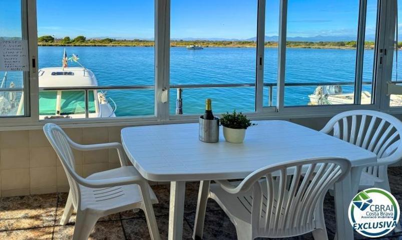 Apartamento en venta en Roses, Santa Margarida photo 0