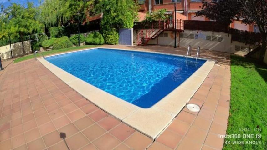 Adosada en venta en Sant Cugat del Vallès, Coll Favà photo 0
