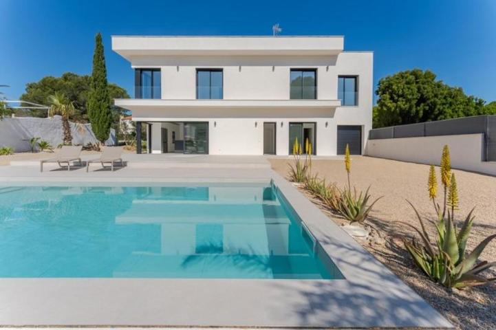 Chalet en venta en L'Ametlla de Mar, Tres Cales, 43860 photo 0