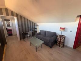 Apartamento en alquiler en Valladolid, Centro photo 0