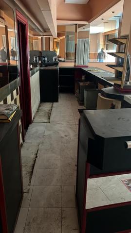 Local comercial en alquiler en Oviedo, Oviedo photo 0