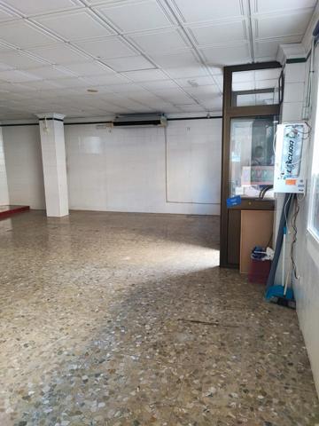 Local comercial en venta en Nerja, Chaparil photo 0