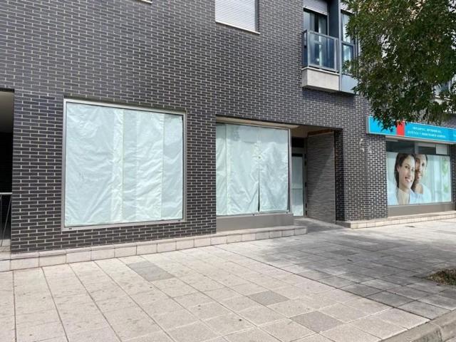 Local comercial en alquiler en Ponferrada, La rosaleda photo 0