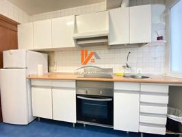 Piso en alquiler en Santiago de Compostela photo 0