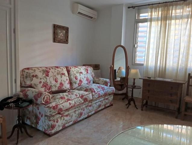 Apartamento en alquiler en Sevilla, El Porvenir photo 0