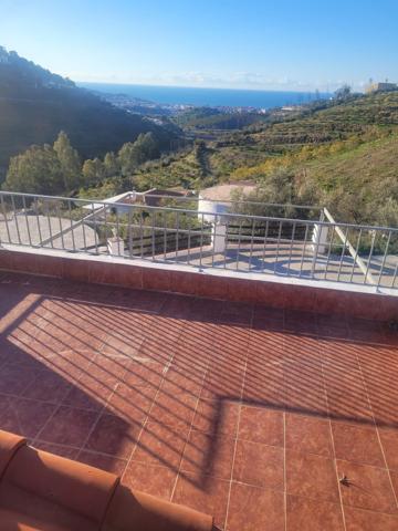 Casa con terreno en venta en Torrox, Campo photo 0