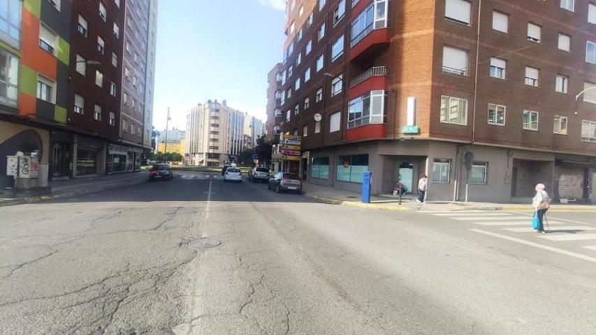 Local comercial en alquiler en Ponferrada, Centro photo 0