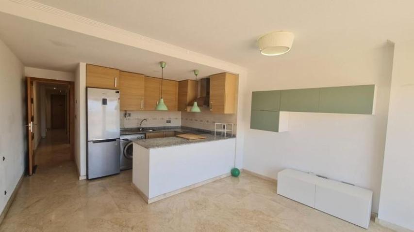 Apartamento en venta en Pinoso, Comunidad valenciana photo 0