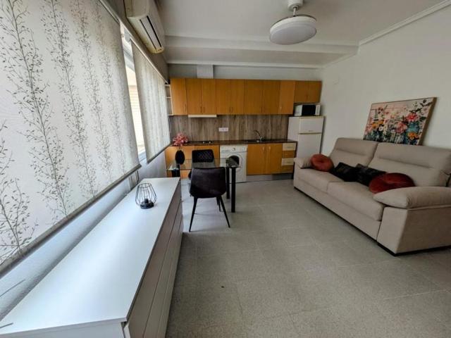 Apartamento en venta en Torrevieja photo 0