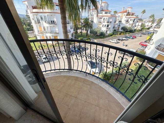Apartamento en venta en Denia, Playa Las Marinas photo 0