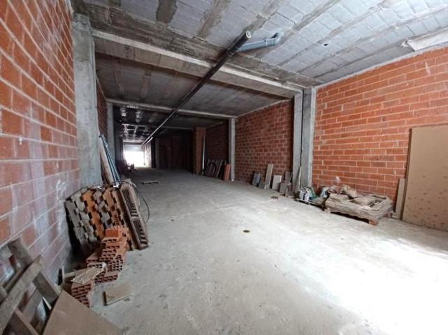 Local comercial en venta en La Roda, Roda (La) photo 0