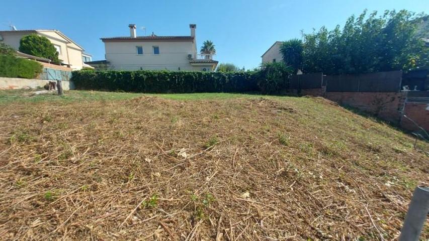 Terreno en venta en Segur de Calafell, Centro photo 0