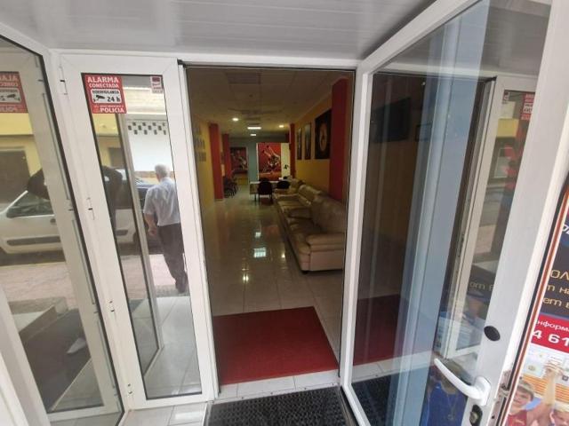 Local comercial en venta en Torrevieja, Estacion de autobuses photo 0