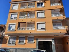 Apartamento en venta en Almoradi, Colegio canales y martinez photo 0