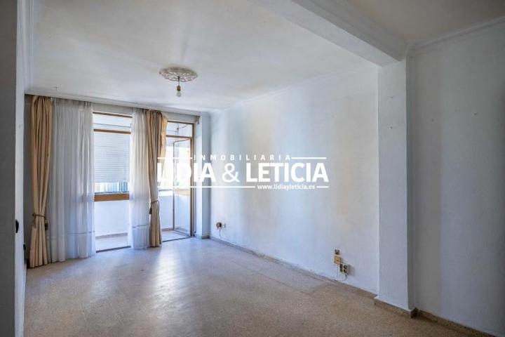 Piso en venta en Alcalá de Guadaira, Alcalá de Guadaira photo 0